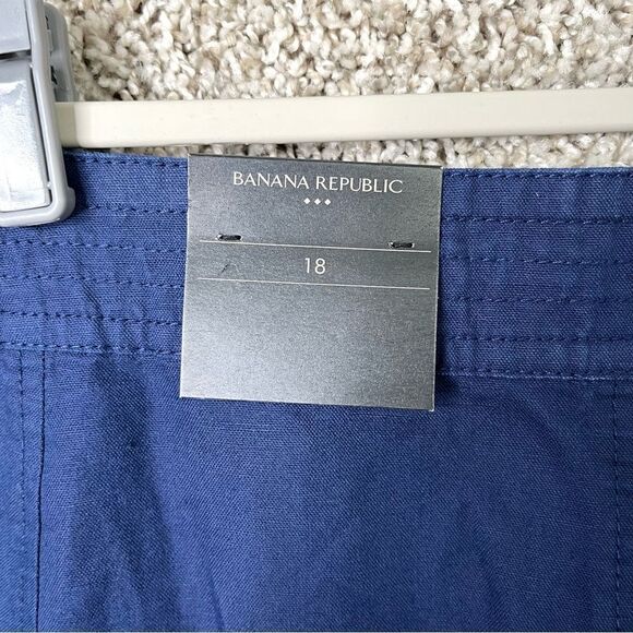 Banana Republic Skirt Women’s 18 Navy Blue Front Button Linen Blend Mini NWT - Picture 7 of 7